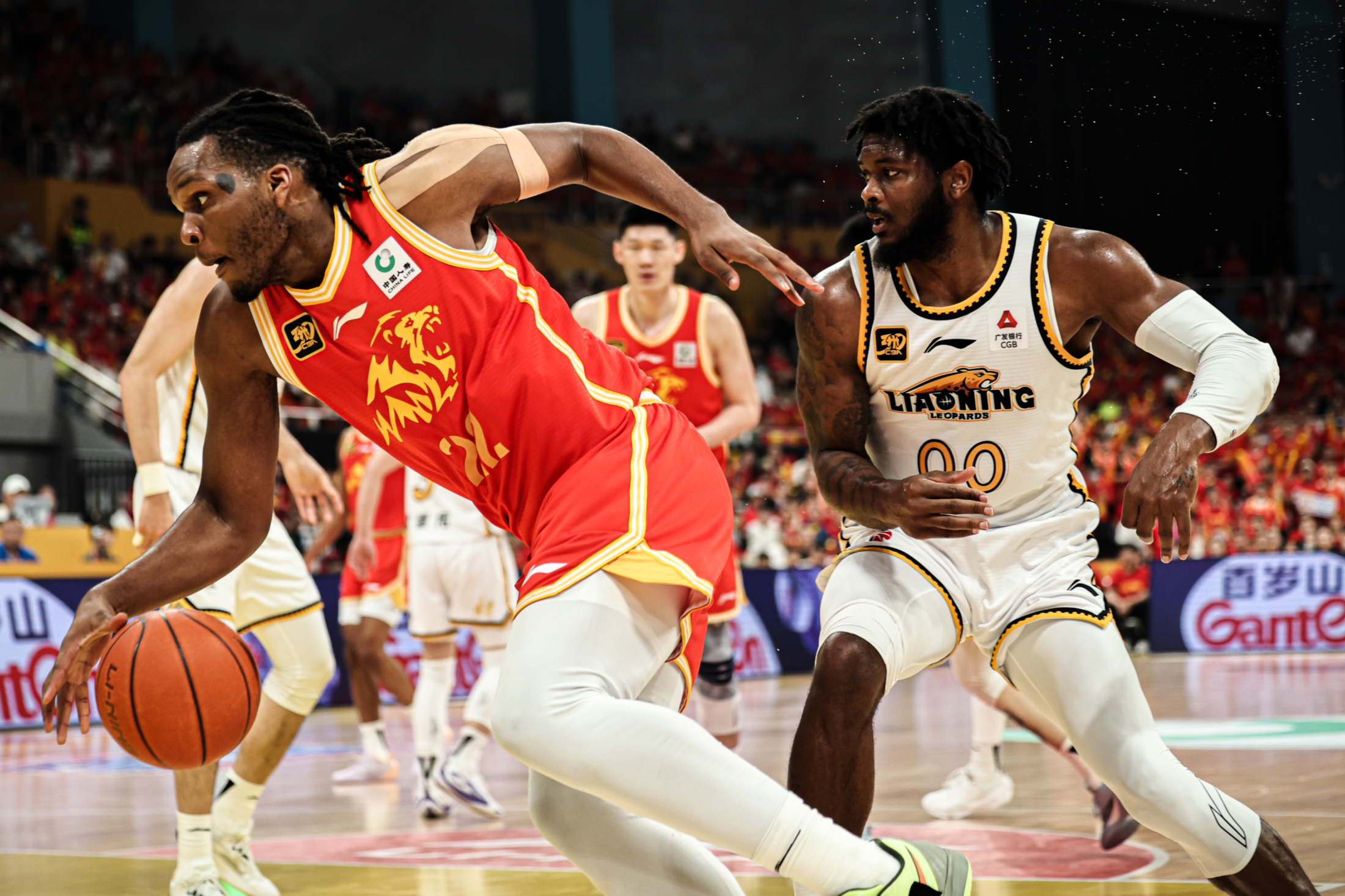 mk体育加时末段NBA常规赛焦点战；深圳男篮复出首秀；态度坚定；医务组通报恢复的简单介绍